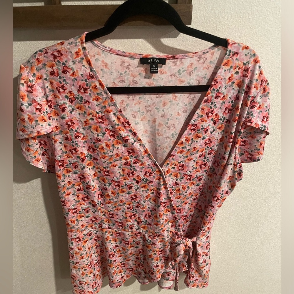 AUW Women's Floral Pink Top‎ Size XL
